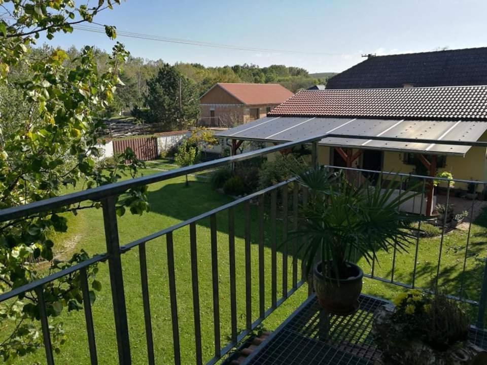 Ubytování U Špačků Pálava Novosedly (Breclav) Exterior foto